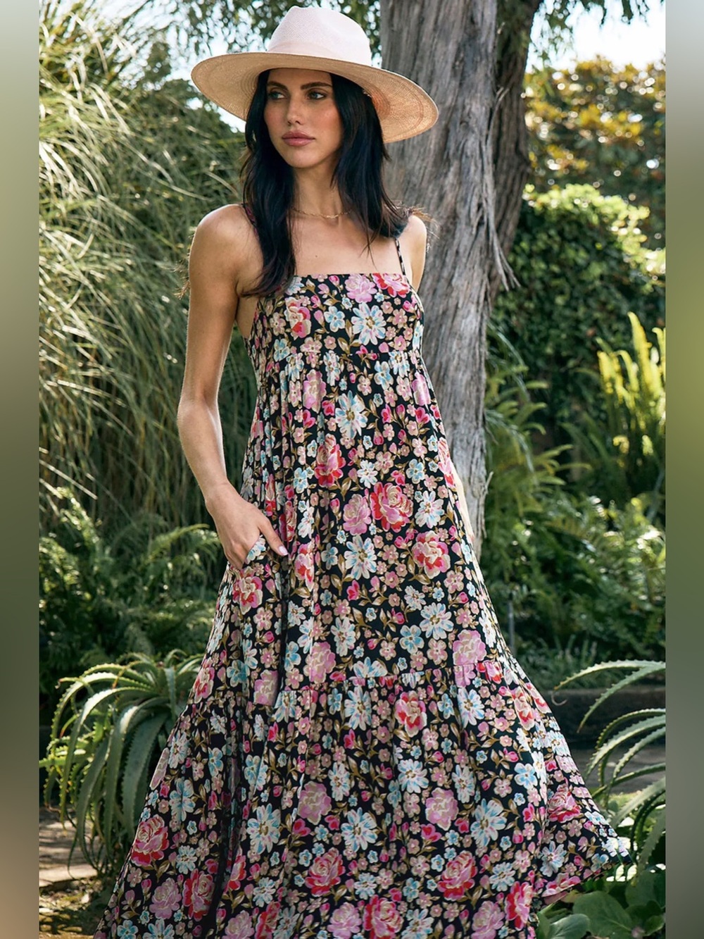 Saltwater Luxe Esme Black Floral Maxi Babydoll Dress Gown Size Small pockets